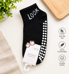 "Women’s AntiSlip Cotton Ankle Socks – 5-Pair Funky Patterns| Soft, Breathable, Everyday Wear"
