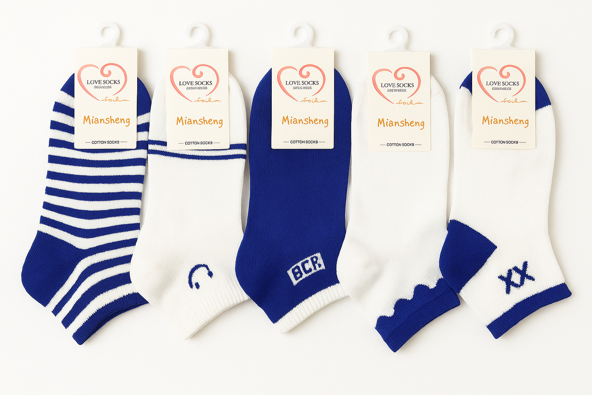 "Women’s Cotton Ankle Socks – 5-Pair Assorted Cute Patterns | Soft, Breathable, Everyday Wear" (Blue)