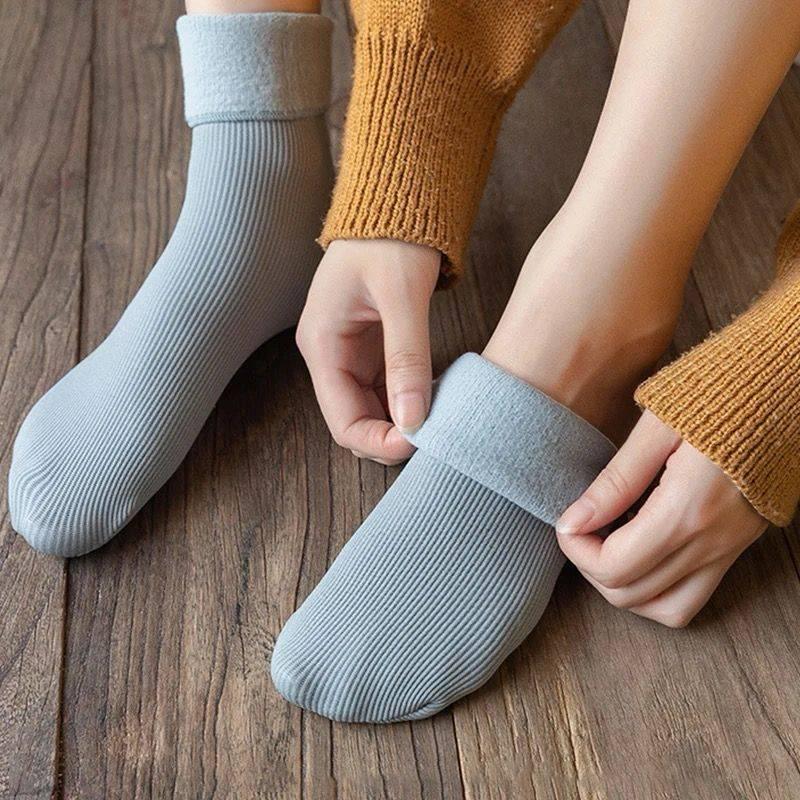 New Soft Velvet Cashmere Socks (Solid Colors)