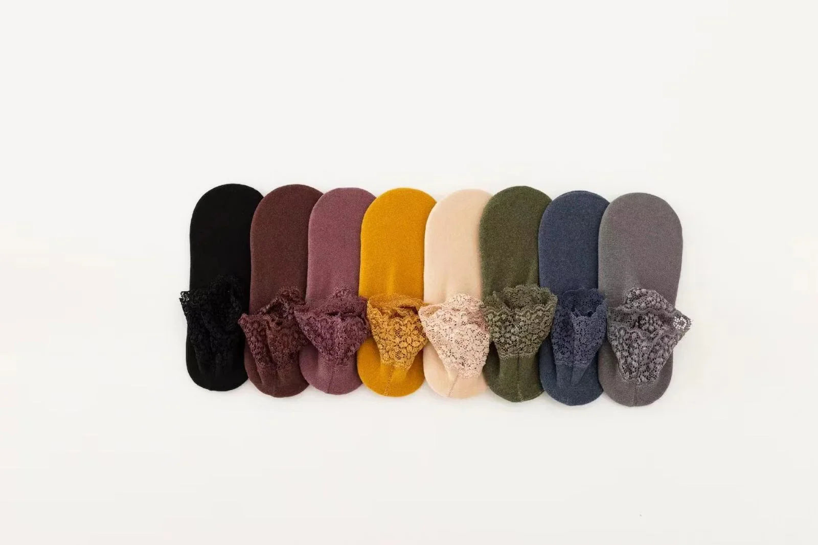 Short Tube Thermal Socks with Lace